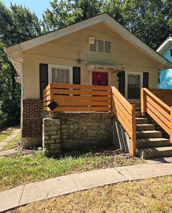 4019 E 67th Ter, Kansas City, MO 64132