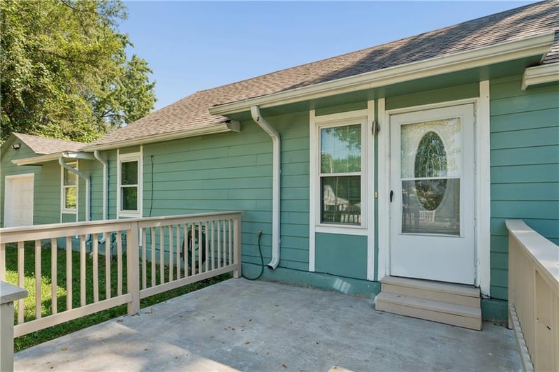 3219 Donnelly Ave, Kansas City, MO 64129
