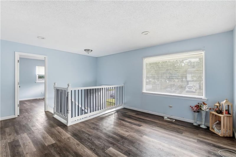 18210 E 17th St North Ct, Independence, MO 64058
