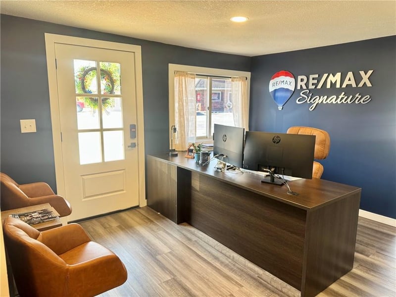 131 W North St, Peculiar, MO 64078