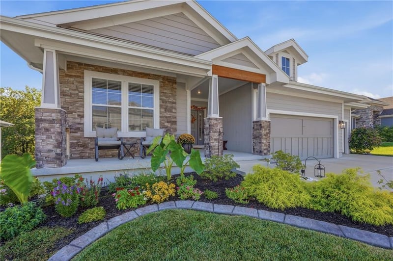 11653 S Barker Rd, Olathe, KS 66061