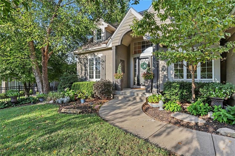 13820 Noland St, Overland Park, KS 66221