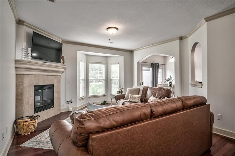 8948 Inkster St, Lenexa, KS 66227