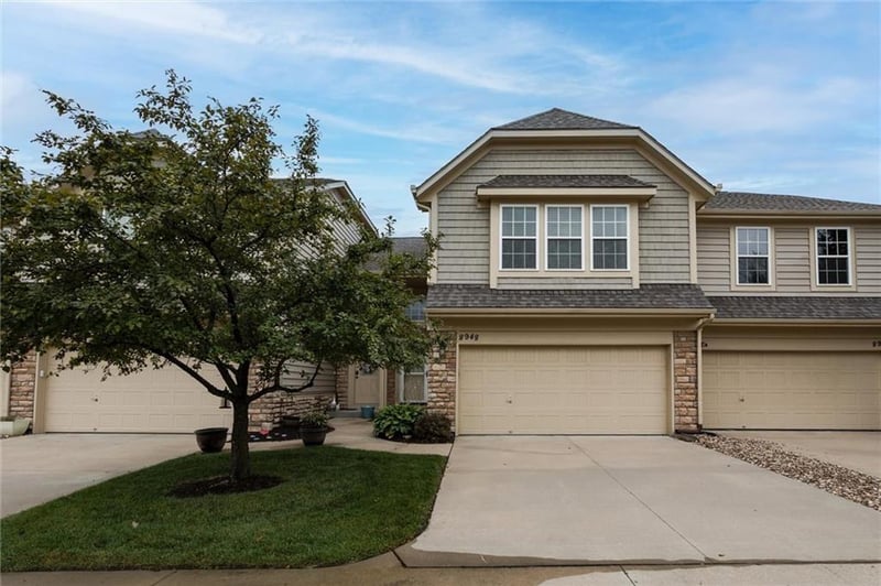 8948 Inkster St, Lenexa, KS 66227