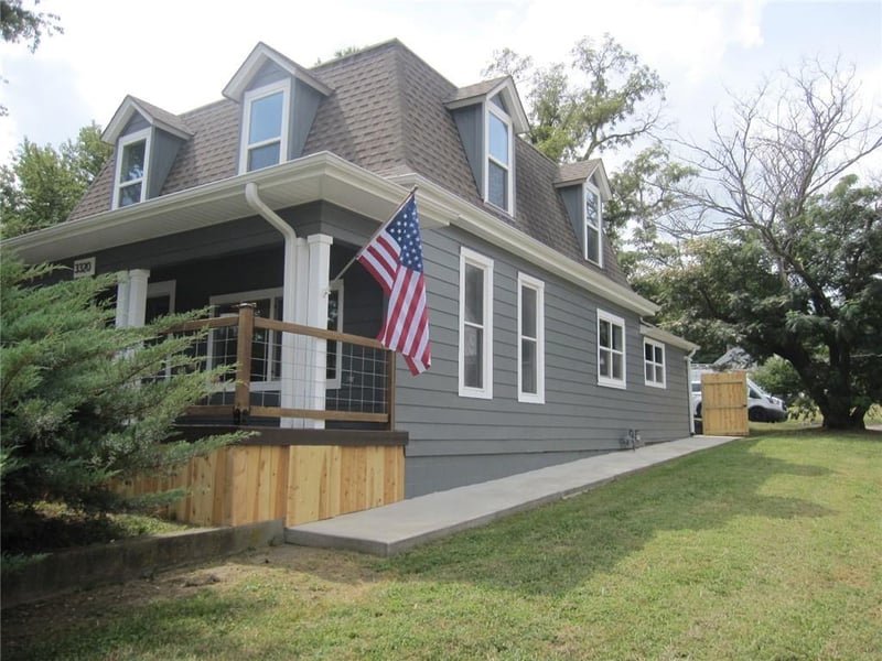 3320 Saint Joseph Ave, St Joseph, MO 64505