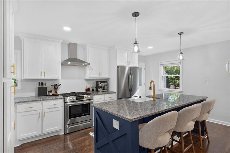 7535 Belleview Ave, Kansas City, MO 64114