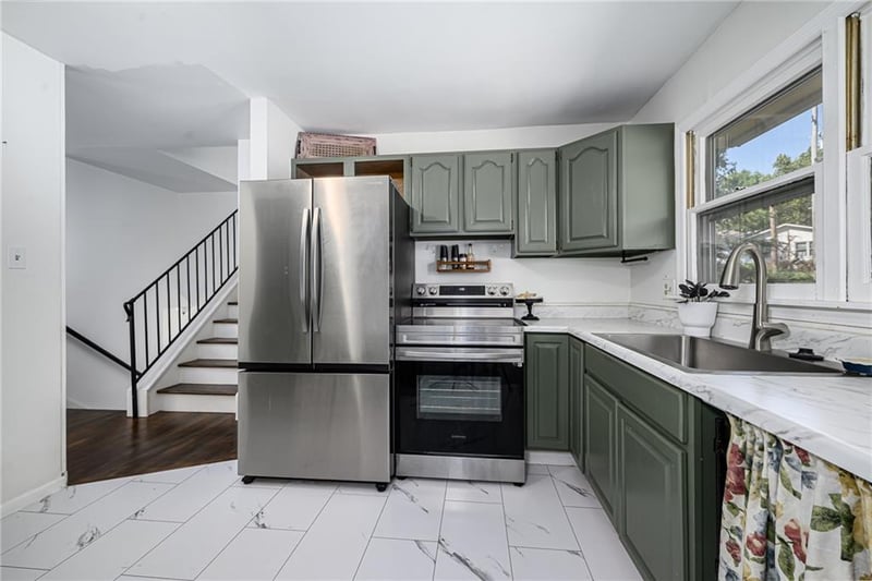 3217 Westwood Ct, Topeka, KS 66614