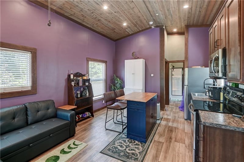 7425 SW 101st Rd, Osceola, MO 64776