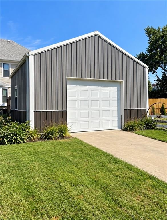 215 W Jenkins St, Maryville, MO 64468