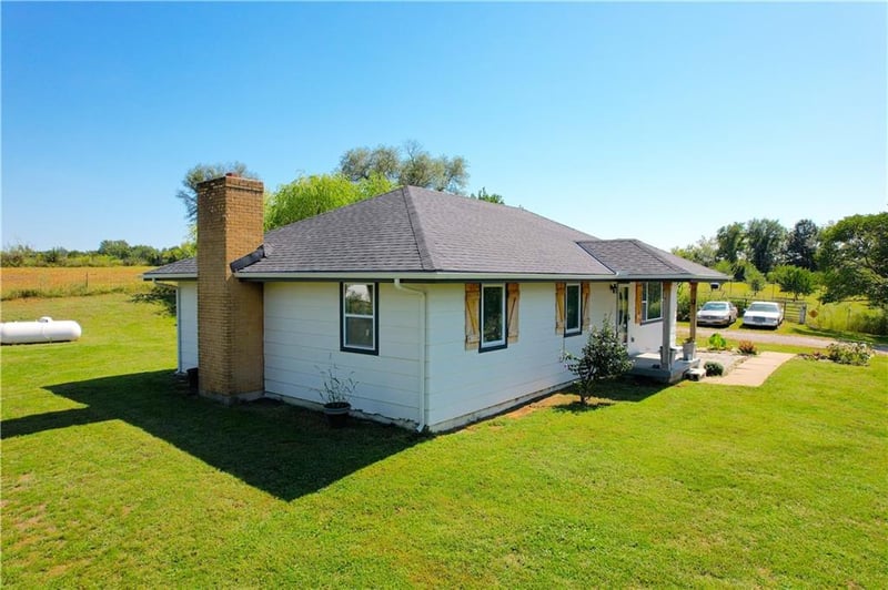 15625 Washington School Rd, Excelsior Springs, MO 64024