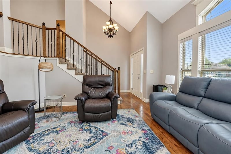 1900 Curtis Dr, Greenwood, MO 64034