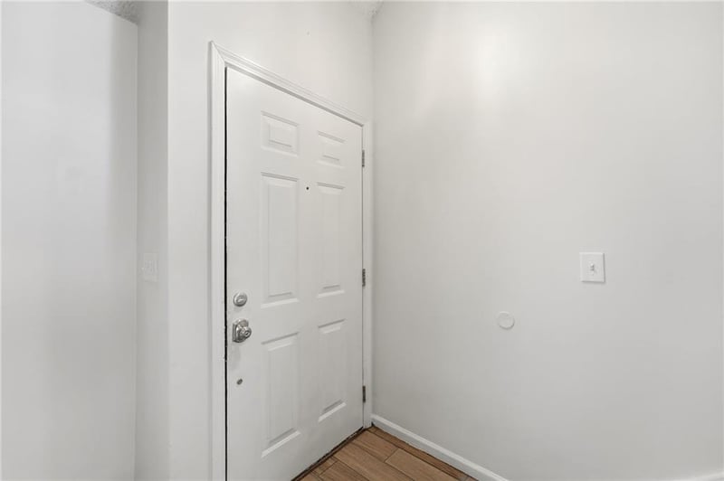 11740 Oakmont St, Overland Park, KS 66210