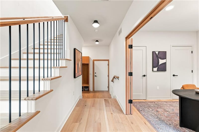 533 E 19th St, Kansas City, MO 64108