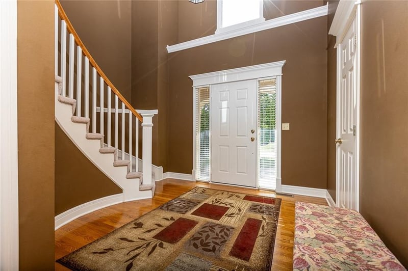 9031 N Manning Ave, Kansas City, MO 64157