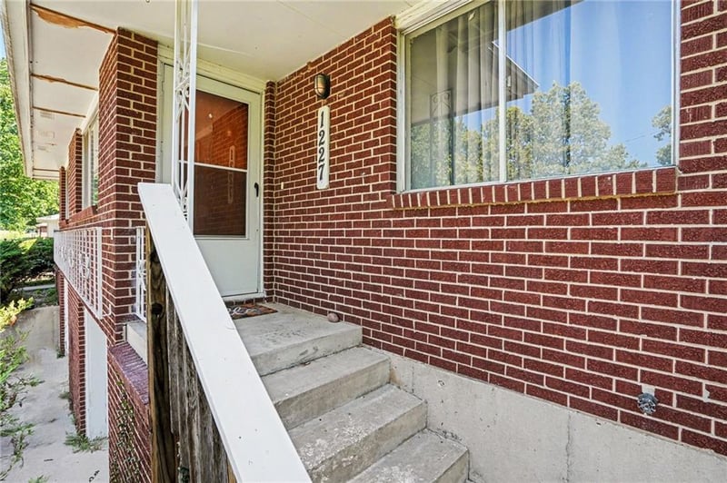 1227-1229 N 64th Dr, Kansas City, KS 66102