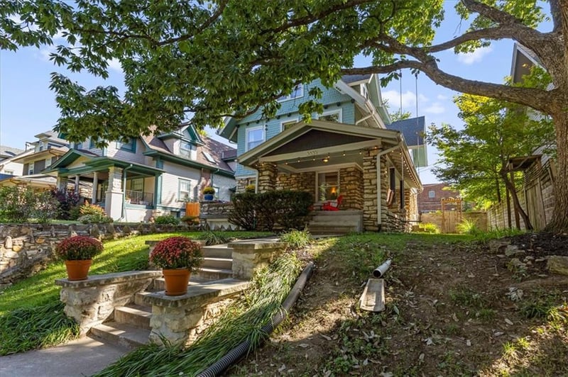 3835 Harrison Blvd, Kansas City, MO 64109