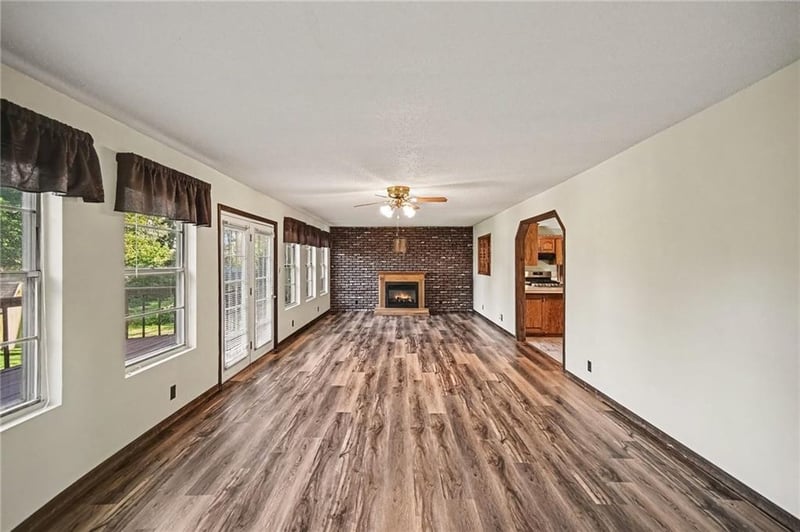 1300 Broadway St, Independence, MO 64050