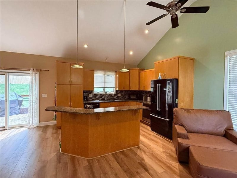 5215 Douglas Ave, Kansas City, KS 66106