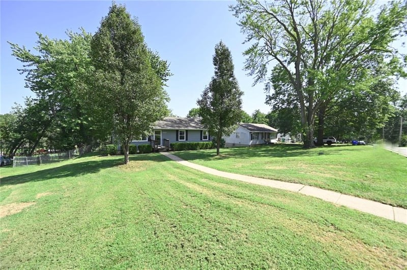1421 Todd St, Platte City, MO 64079