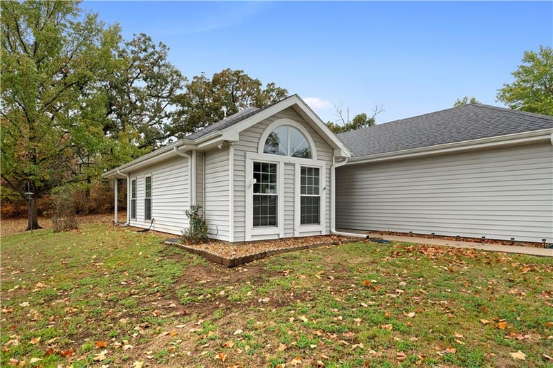 522 S Prewitt St, Nevada, MO 64772