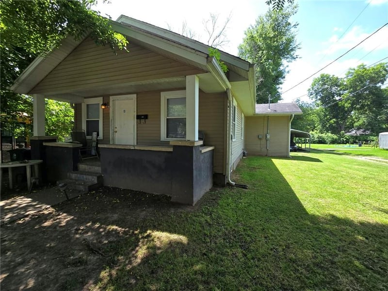 811 Elm St, Other, MO 63703
