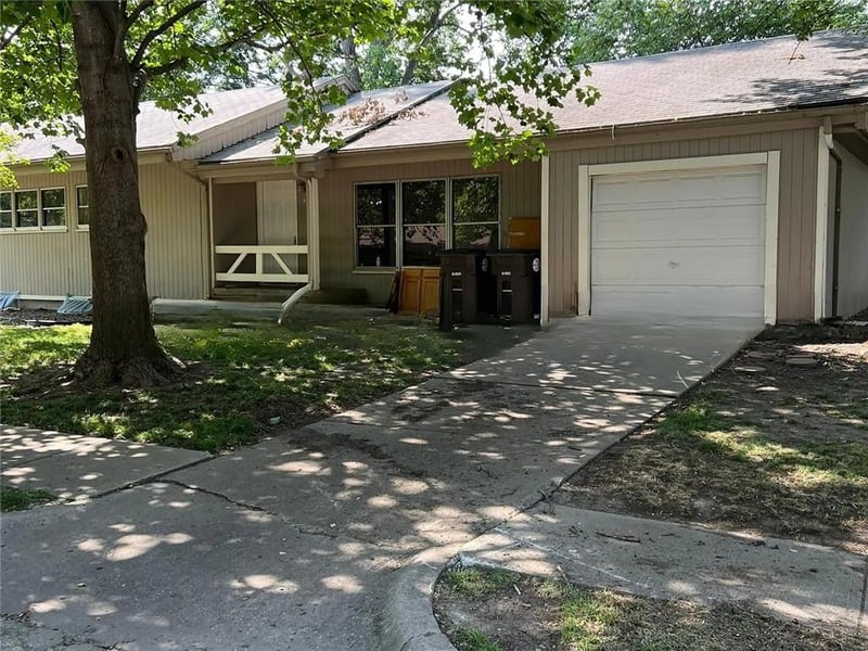 508 Tumbleweed Pl, Belton, MO 64012