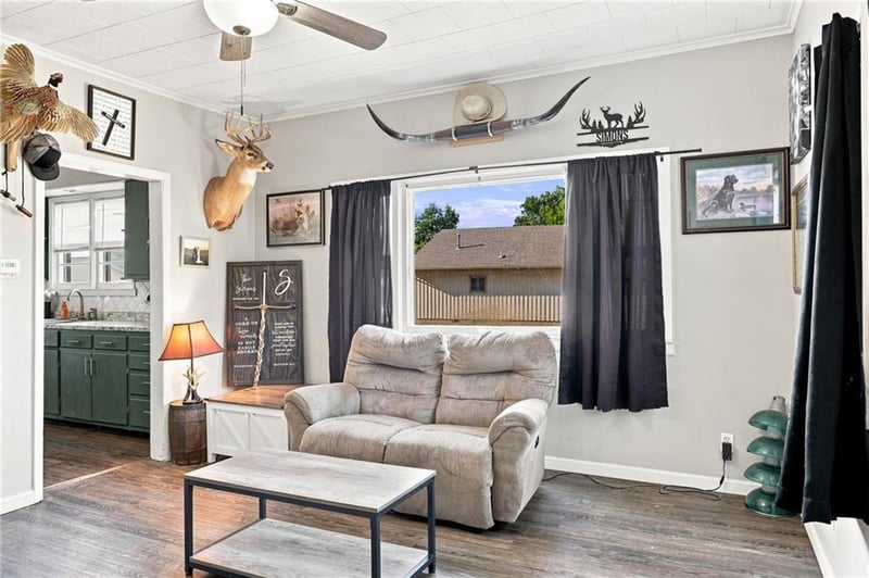 305 N Labette St, Frontenac, KS 66763