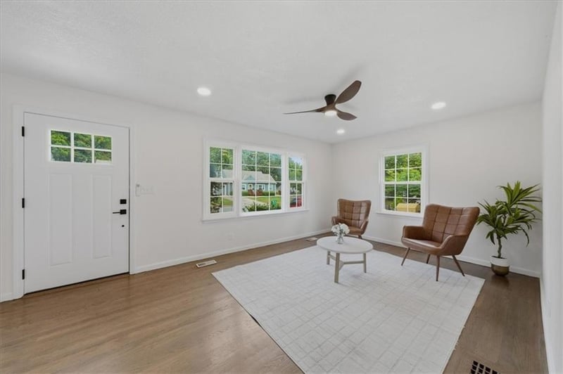 5411 W 50th St, Roeland Park, KS 66205