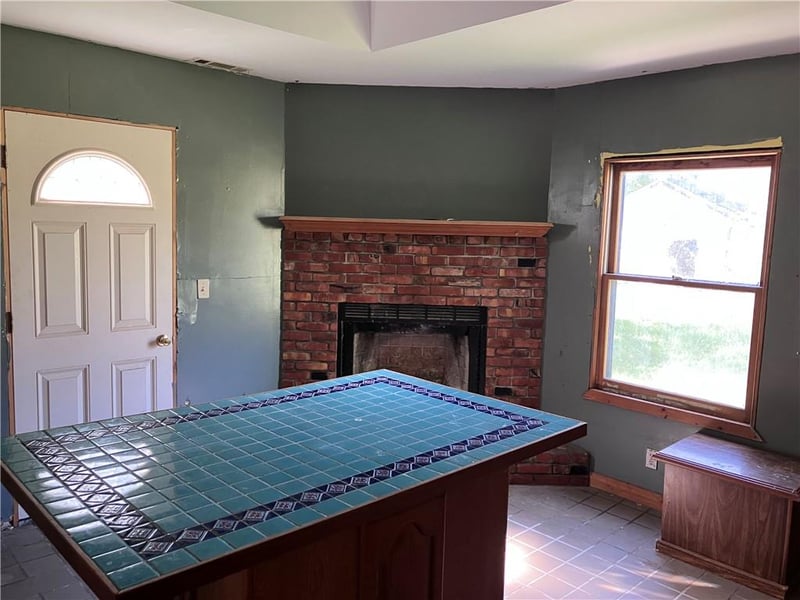 108 W Kansas Ave, Blue Mound, KS 66010