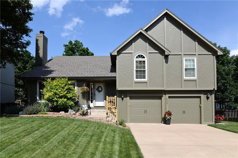 4825 Noreston St, Shawnee, KS 66226