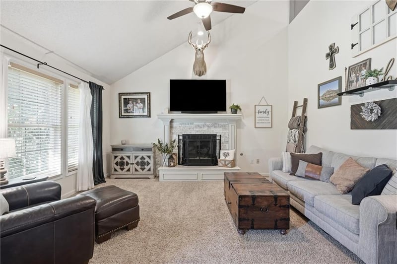 4825 Noreston St, Shawnee, KS 66226