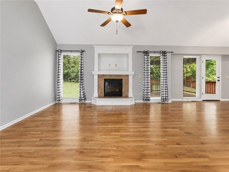 412 Duncan Dr, Liberty, MO 64068