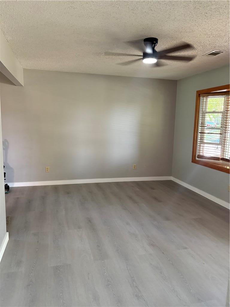 2602 Easton St, Harrisonville, MO 64701