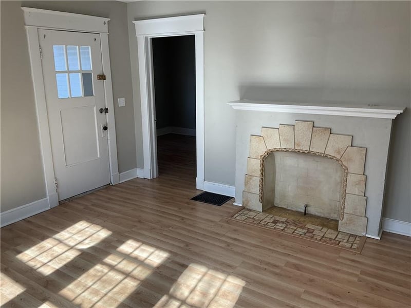 8327 Flora Ave, Kansas City, MO 64131