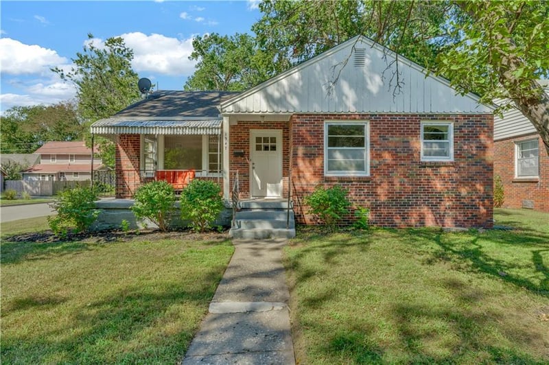 1947 Rhode Island St, Lawrence, KS 66046