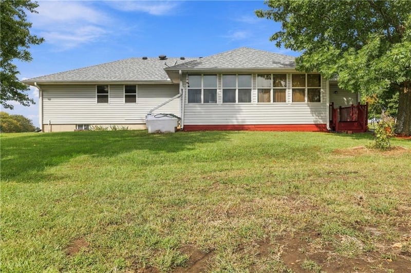 1696 SW 500th Rd, Holden, MO 64040