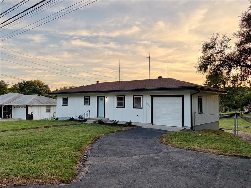 2852 N 63rd St, Kansas City, KS 66104