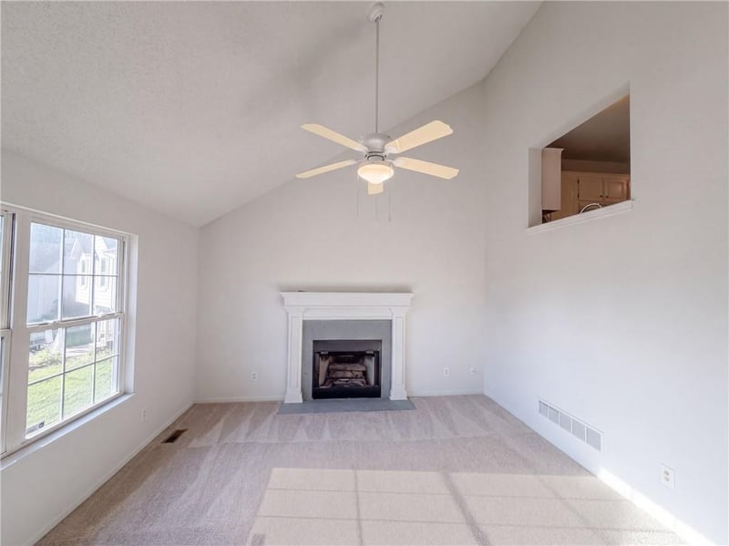 801 Courtland Ct, Belton, MO 64012