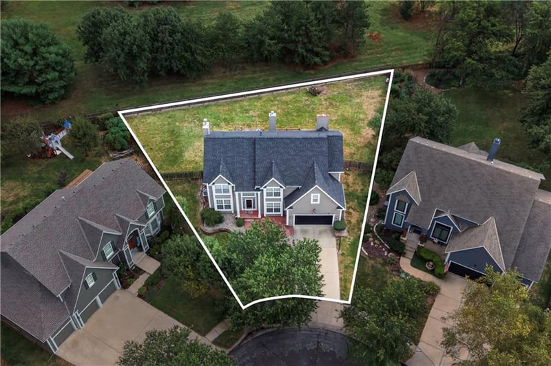 14921 Benson St, Overland Park, KS 66221