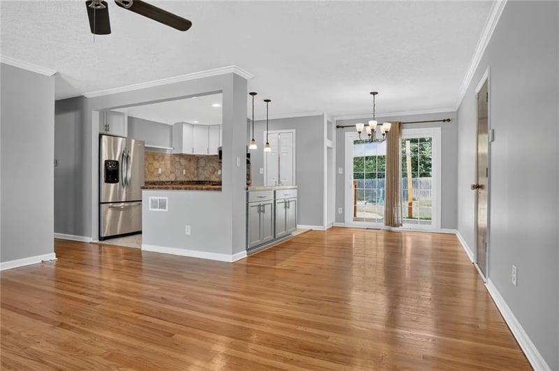 10006 W 91st St, Overland Park, KS 66212