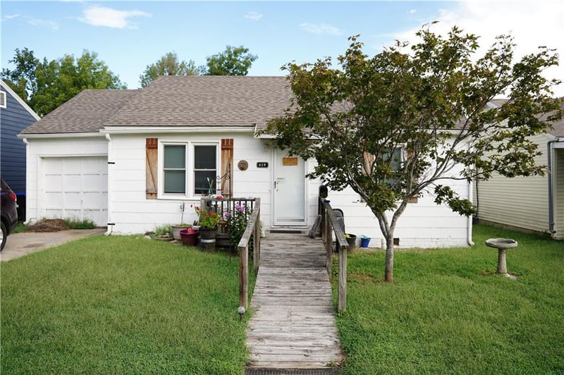 619 Grover St, Warrensburg, MO 64093