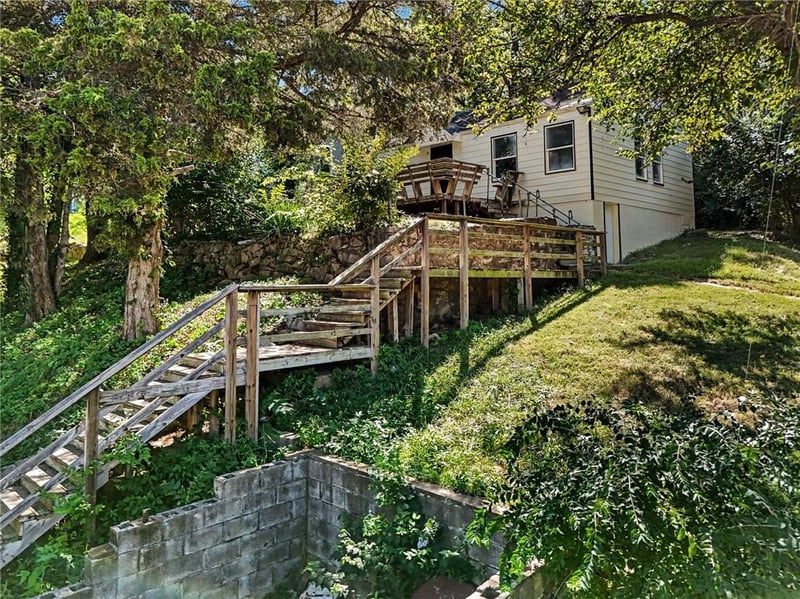 5129 Freeman Ave, Kansas City, KS 66102