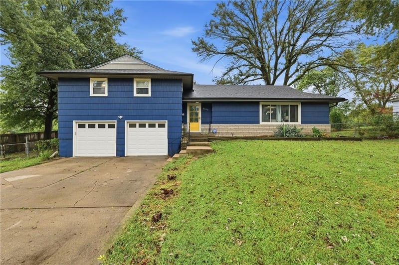 8109 E 99th Ter, Kansas City, MO 64134