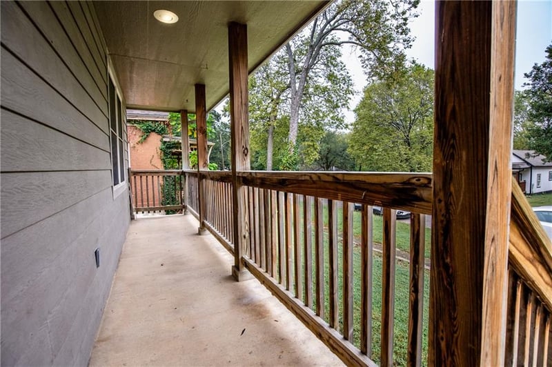 407 W Peoria St, Paola, KS 66071