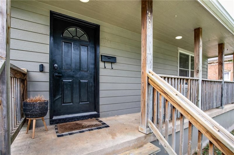 407 W Peoria St, Paola, KS 66071