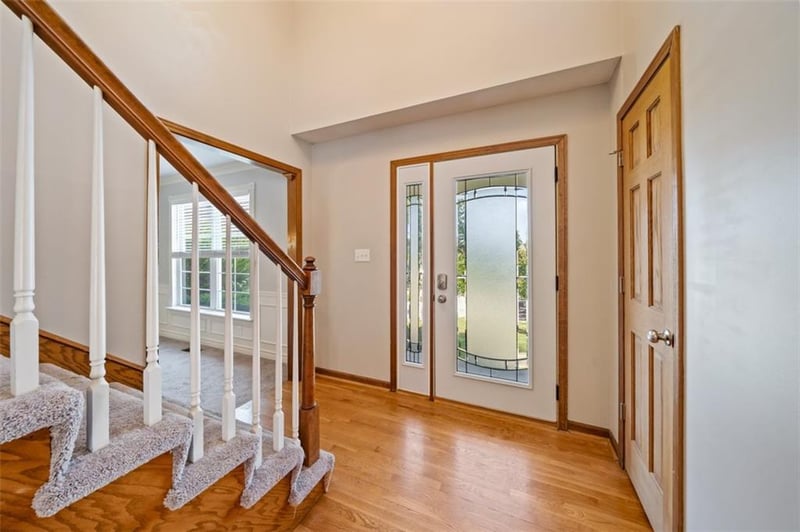 18912 E 33rd Terrace Ct, Independence, MO 64057