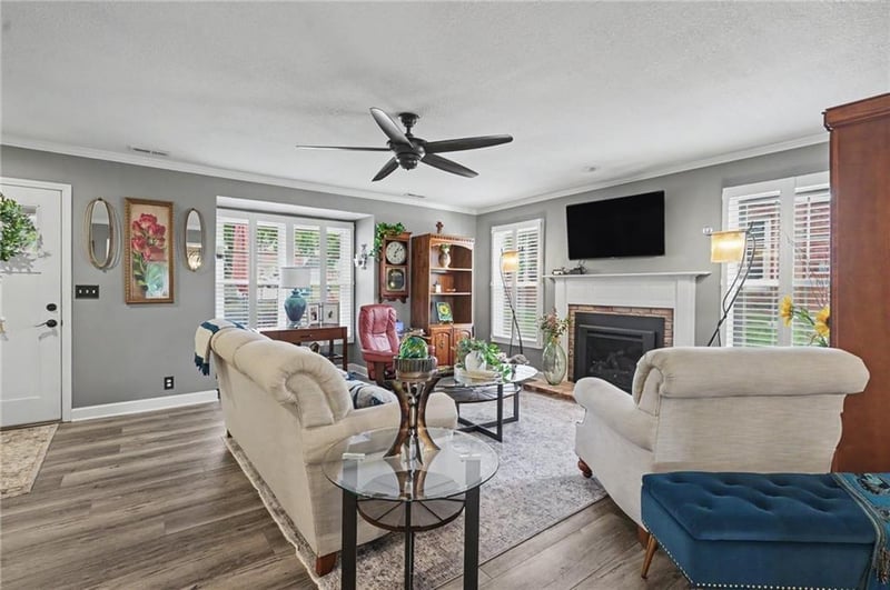 4009 Vintage Ct, Lawrence, KS 66047
