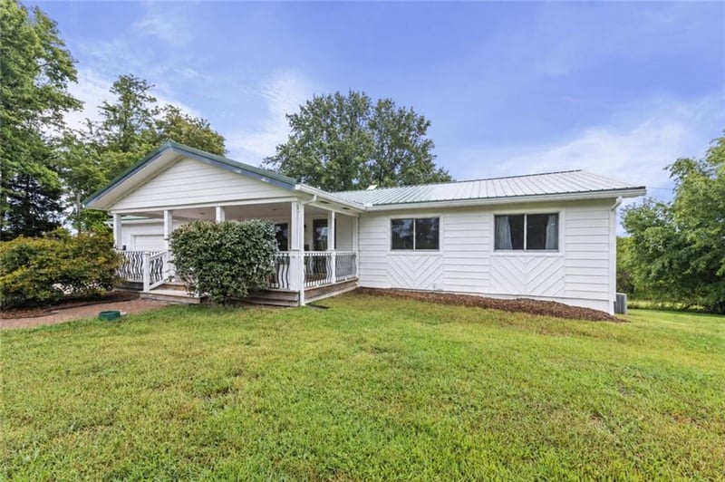 10465 N Hw, Orrick, MO 64077