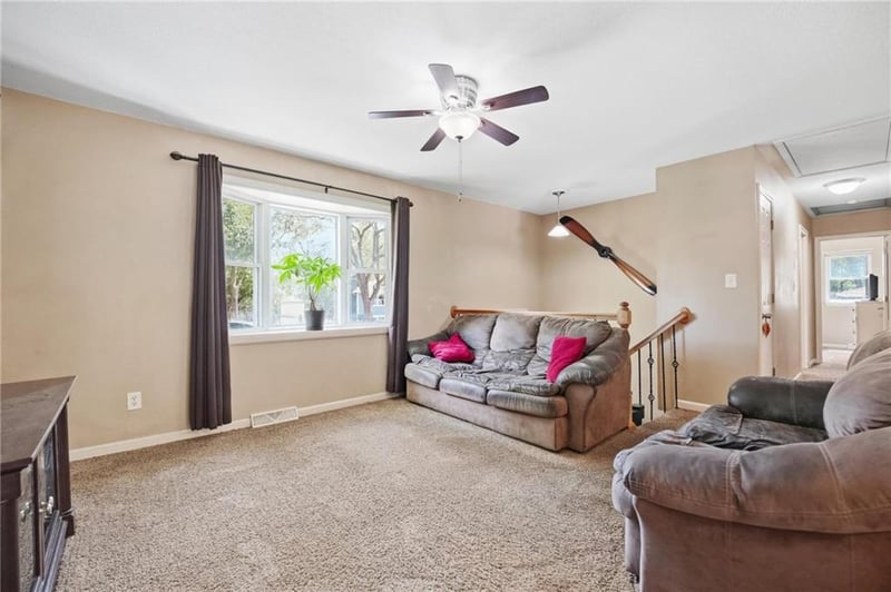 1817 SE Abbey St, Blue Springs, MO 64014