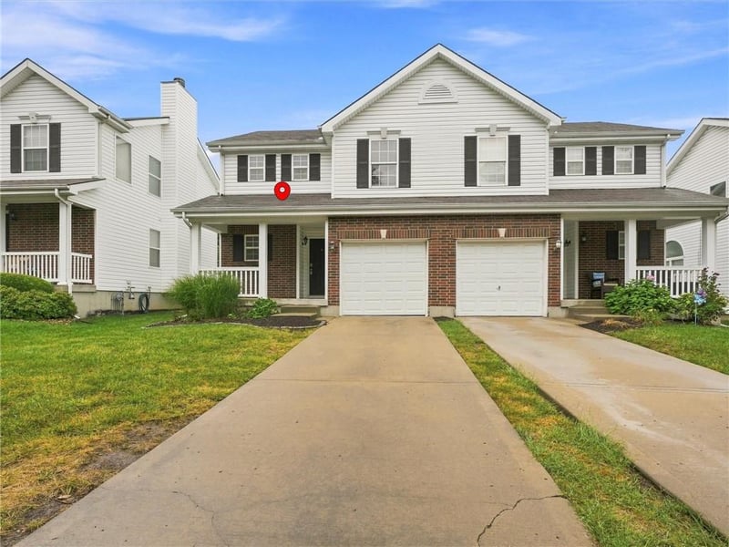 9815 NE 98th St, Kansas City, MO 64157